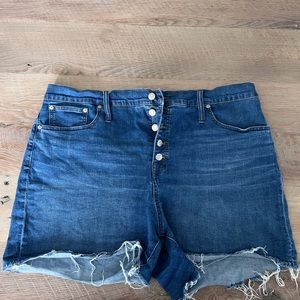 Madewell high rise denim shorts. Size 35.